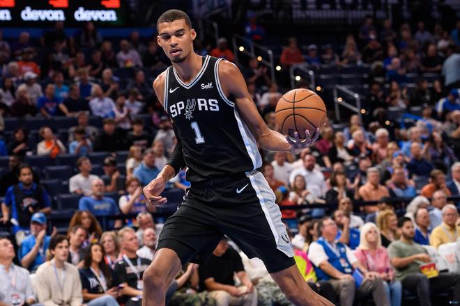 不仅频繁在 不仅频繁在