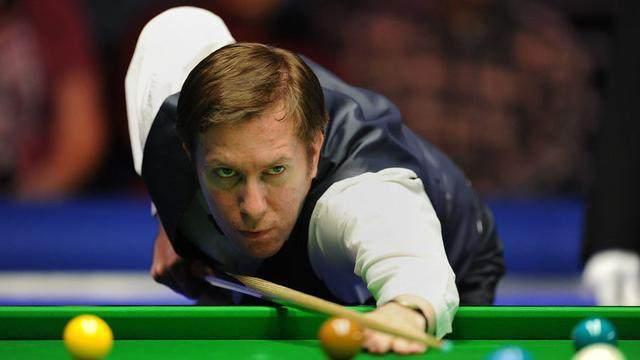 使吴艳妮在 使吴艳妮在