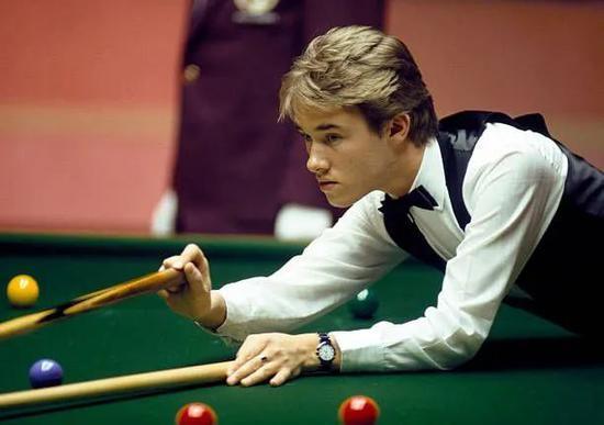 37岁男子 37岁男子